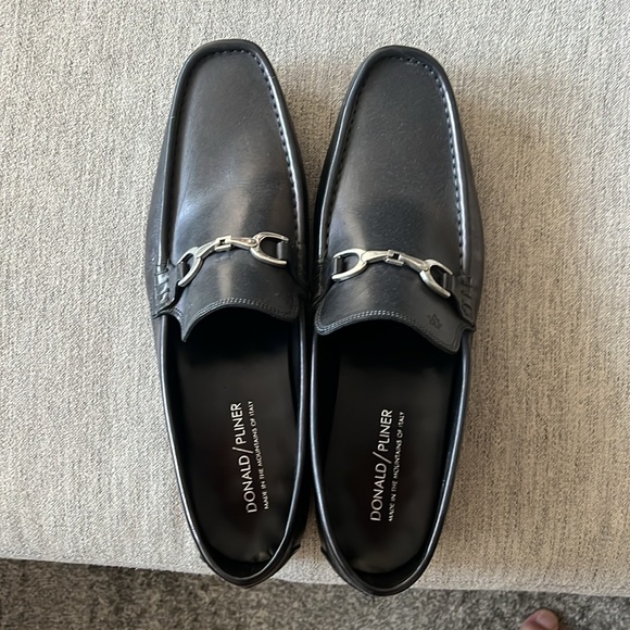 Donald Pliner Dress Shoes - Picture 3 of 4